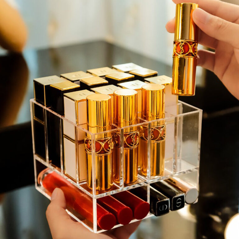 Alternative view of Genomskinlig makeuphållare