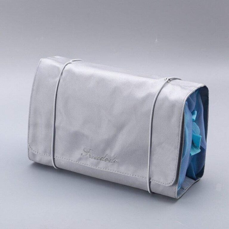 Hopfällbar toalettartiklar väska