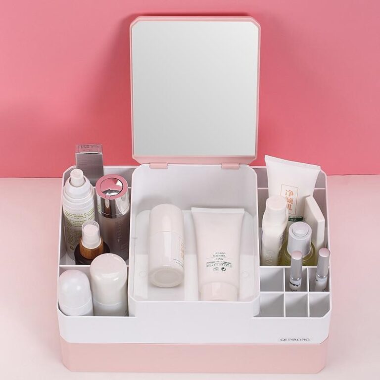 Alternative view of Kosmetik box