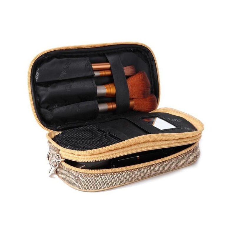 Alternative view of Kvinna sminkväska