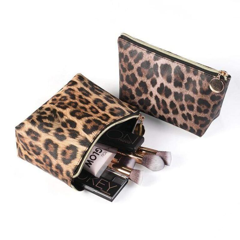 Alternative view of Pantère sminkväska