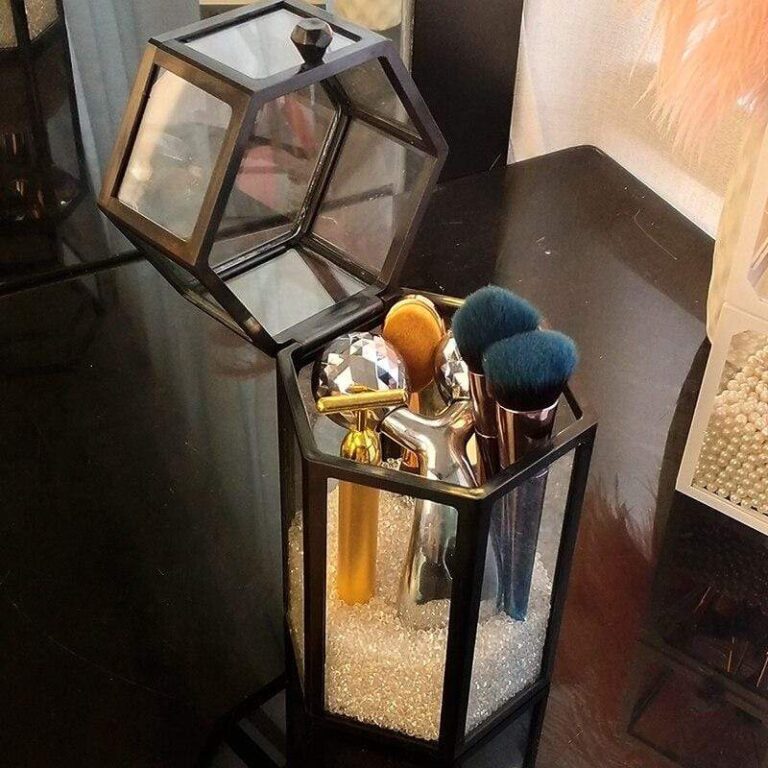 Alternative view of Pensel sminkförvaring