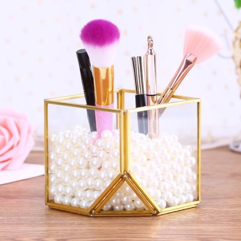 Alternative view of Sminkförvaring borstar i glas