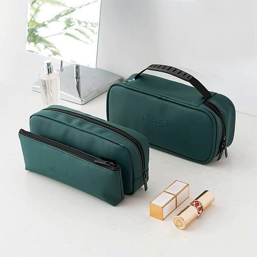 Reseprodukter sminkväska