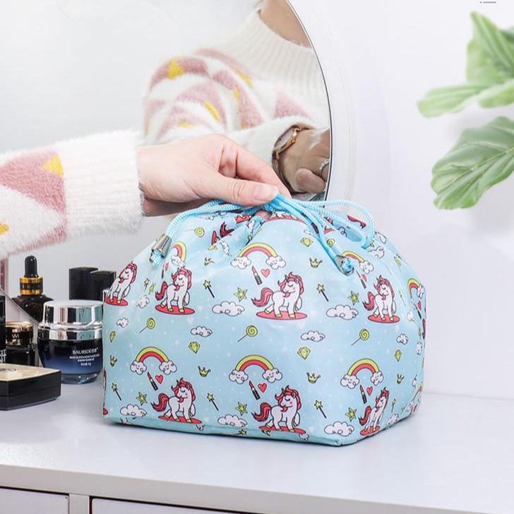 Alternative view of Snabb sminkväska