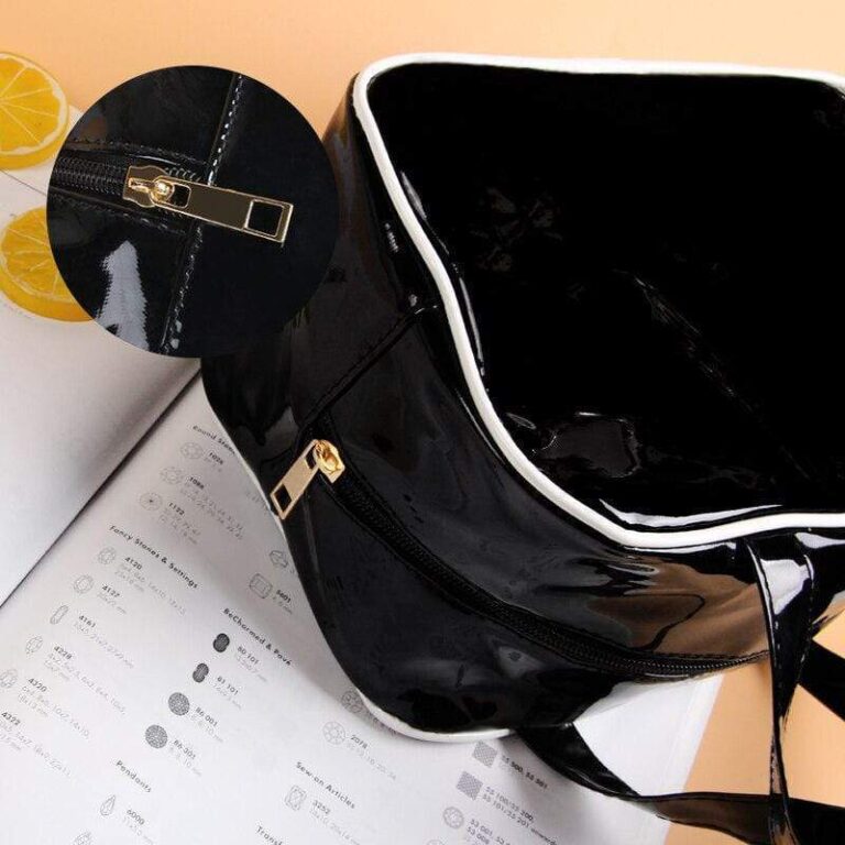 Alternative view of Snygg sminkväska