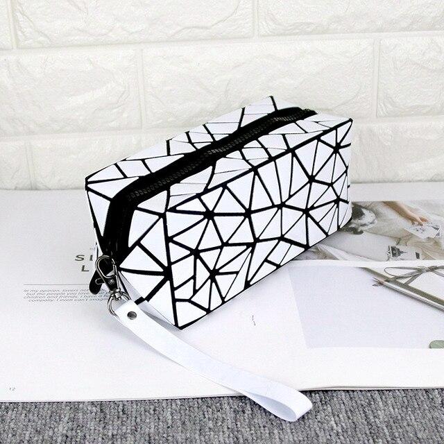 Alternative view of Toalettartiklar väska med ambiance och stil